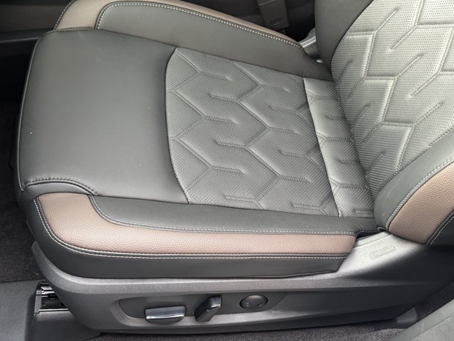 New 2026 Nissan Pathfinder Platinum AWD/4WD image 29