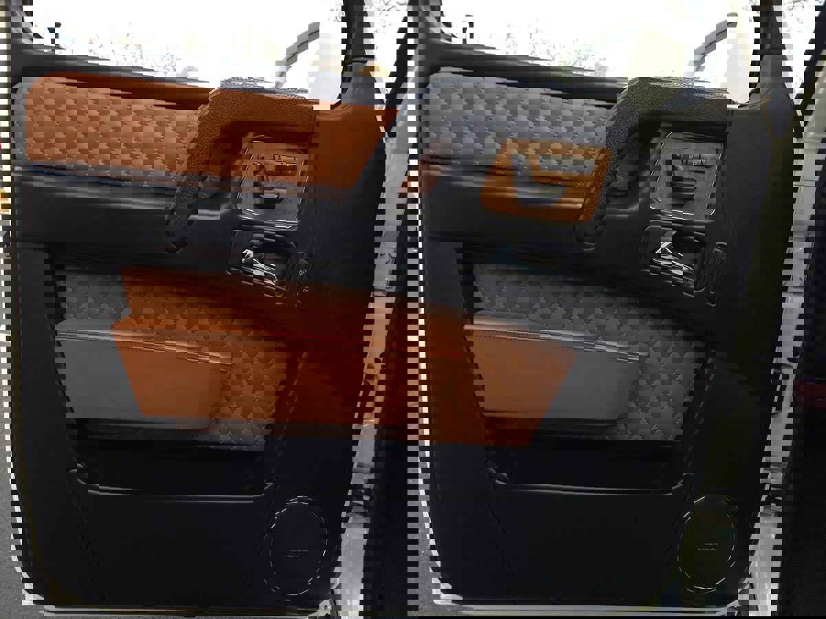 Used 2017 Mercedes-Benz G 63 AMG 4MATIC image 25