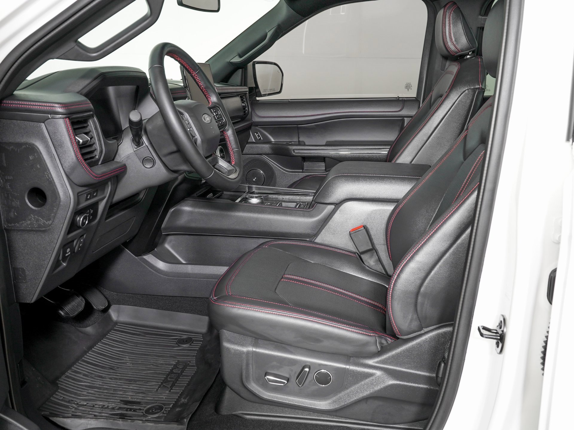 Used 2024 Ford Expedition Max Limited image 16