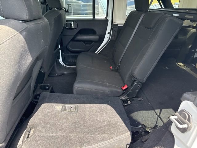 Used 2018 Jeep Wrangler Unlimited Sahara w/ Safety Group AWD/4WD image 8