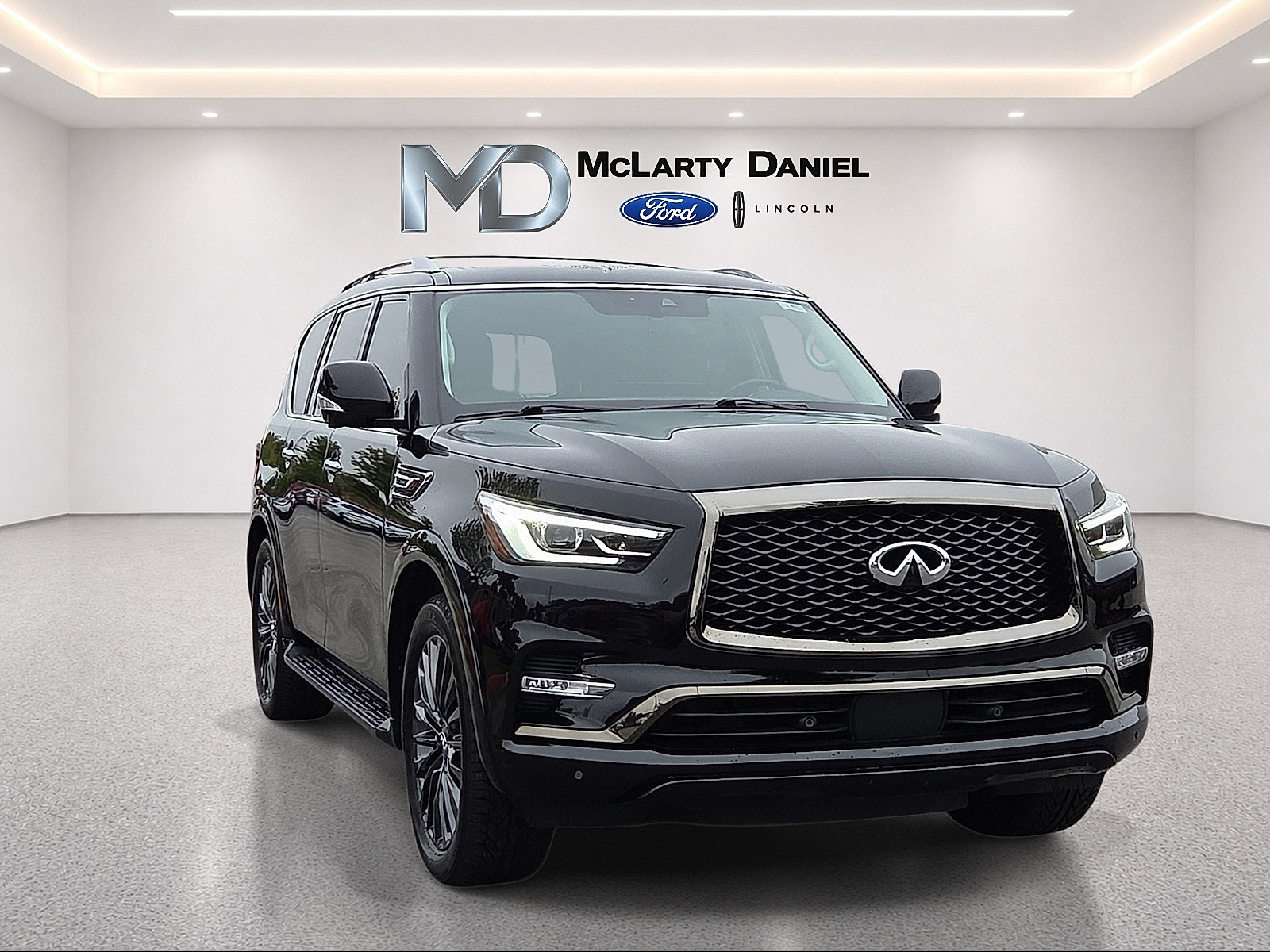 Used 2022 INFINITI QX80 Premium Select w/ Cargo Package