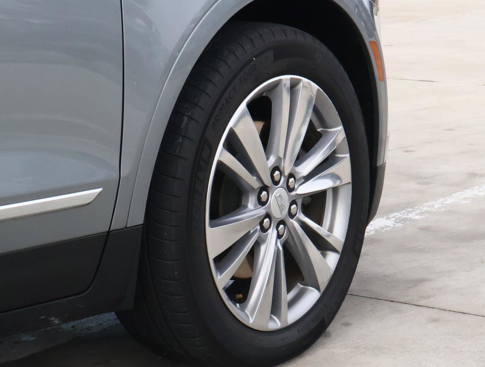 Used 2024 Cadillac XT5 Premium Luxury image 12