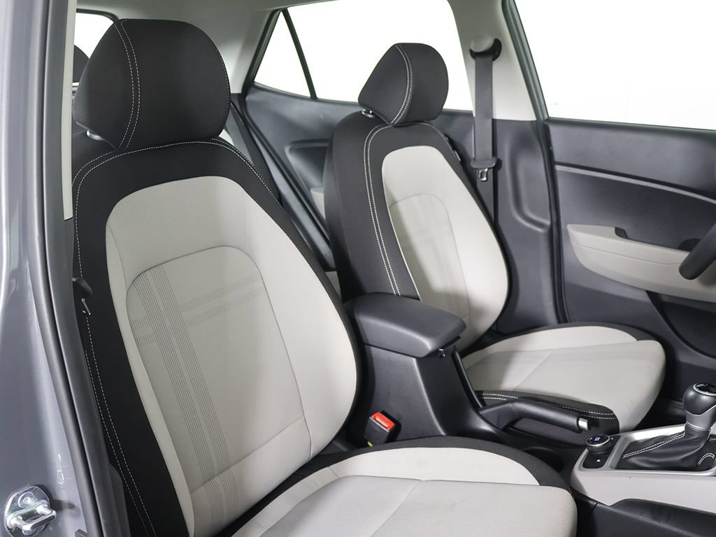 Certified 2026 Hyundai Venue SEL FWD image 26