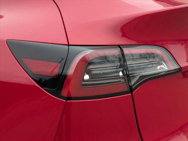 Used 2023 Tesla Model Y Long Range image 10