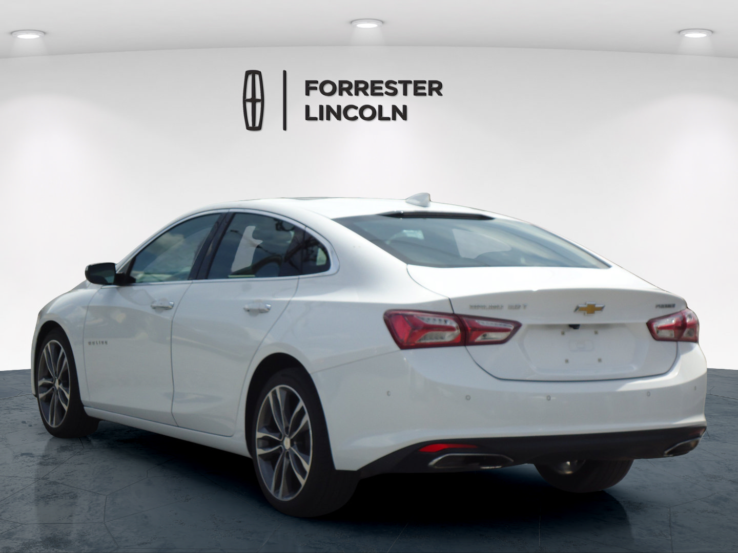 Used 2020 Chevrolet Malibu Premier FWD image 5