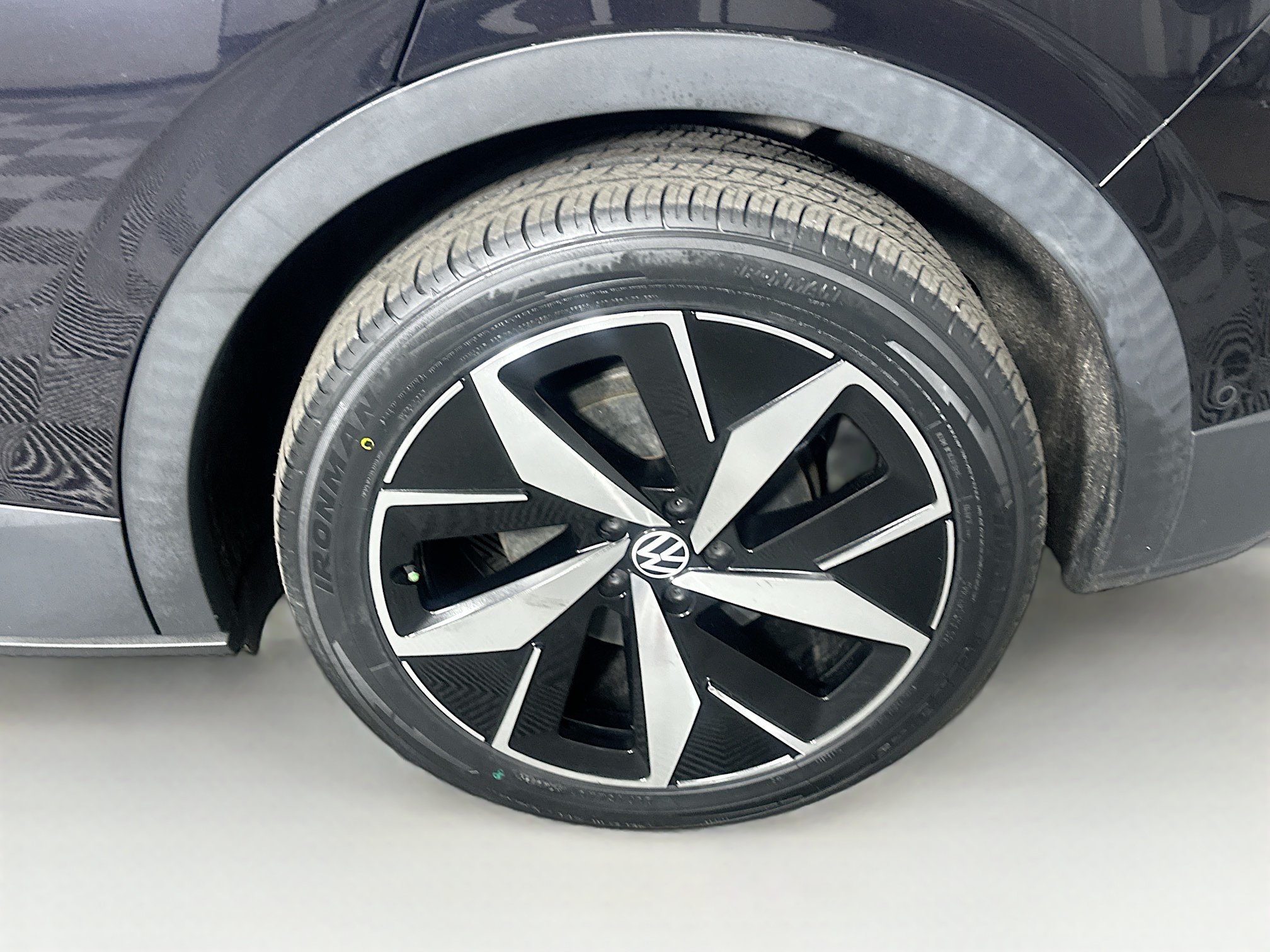 Used 2023 Volkswagen ID.4 Pro S RWD image 11