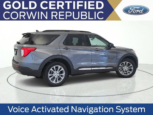 Used 2022 Ford Explorer XLT w/ Equipment Group 202A AWD/4WD image 8