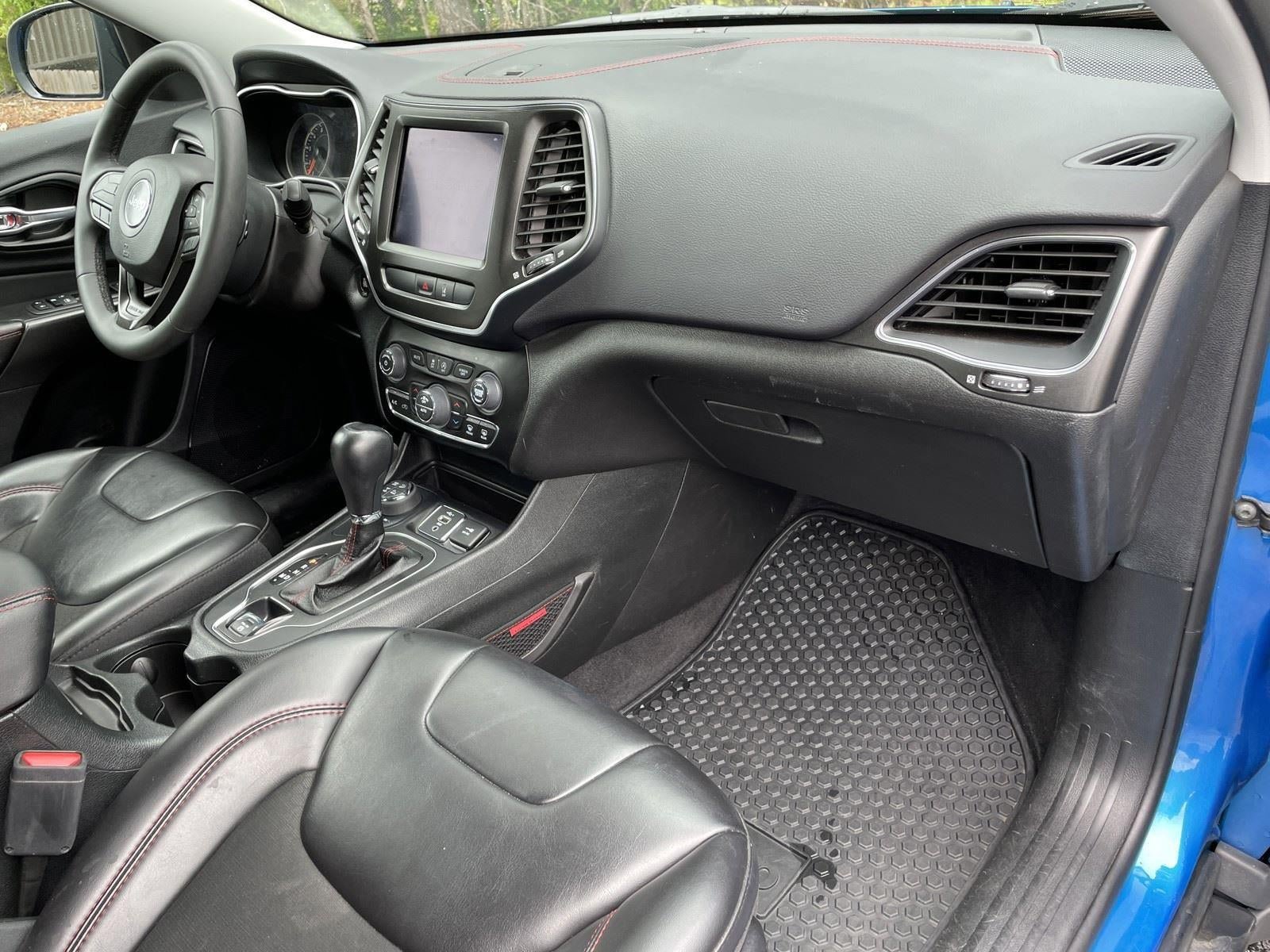 Used 2022 Jeep Cherokee Trailhawk w/ Sound & Nav Group AWD/4WD image 53