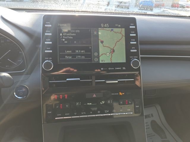 Used 2019 Toyota Avalon Limited image 14