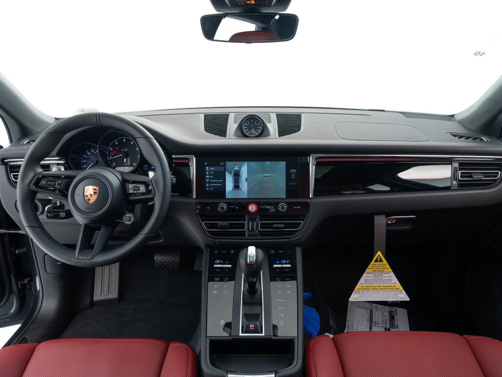 New 2026 Porsche Macan AWD/4WD image 31