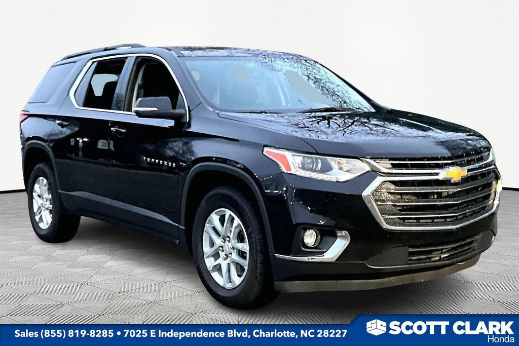 Used 2021 Chevrolet Traverse LT