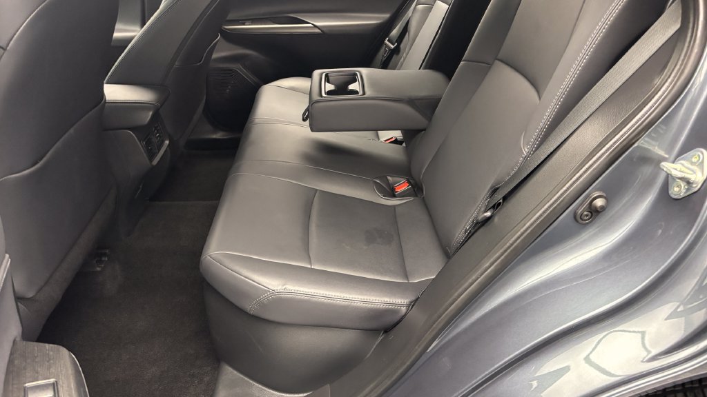 Used 2024 Toyota Venza XLE AWD/4WD image 33