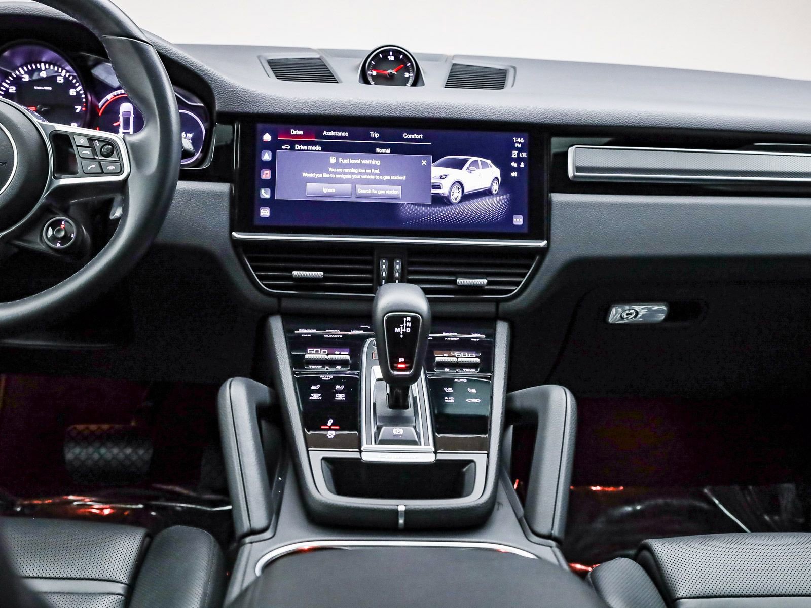 Certified 2022 Porsche Cayenne Platinum Edition AWD/4WD image 17