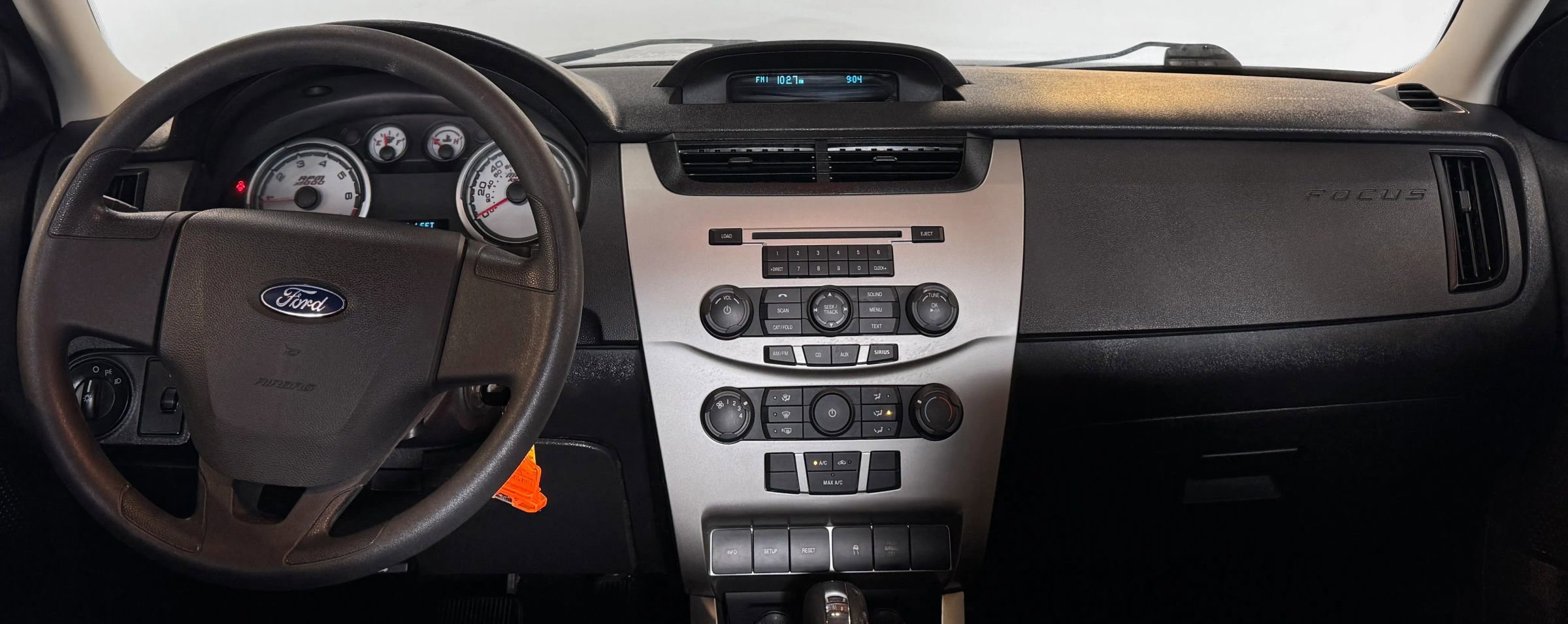 Used 2009 Ford Focus SE image 24