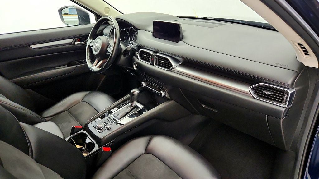 Used 2020 MAZDA CX-5 Touring FWD image 24
