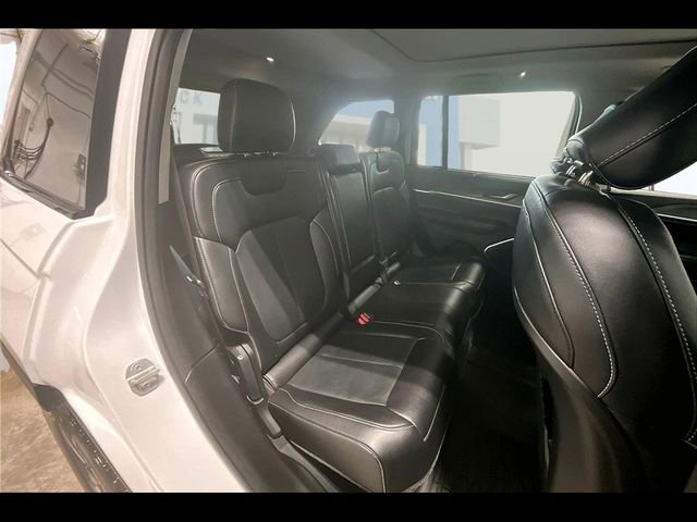 Used 2023 Jeep Grand Cherokee 4WD 4xe w/ Luxury Tech Group II image 23