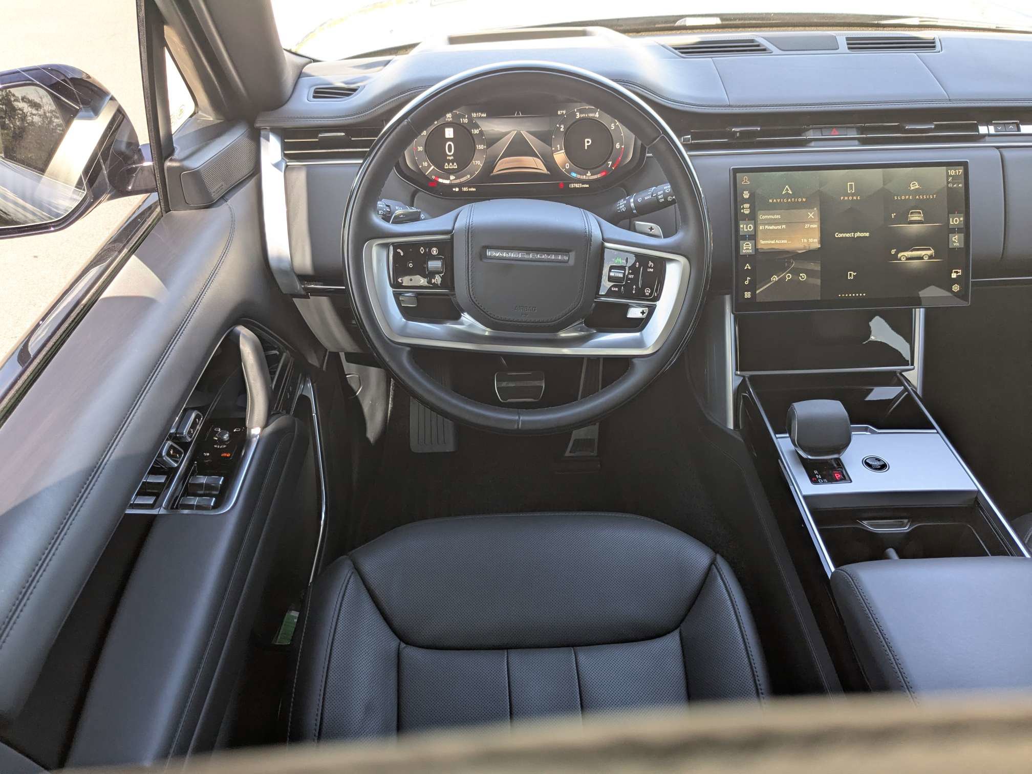Used 2025 Land Rover Range Rover SE AWD/4WD image 20