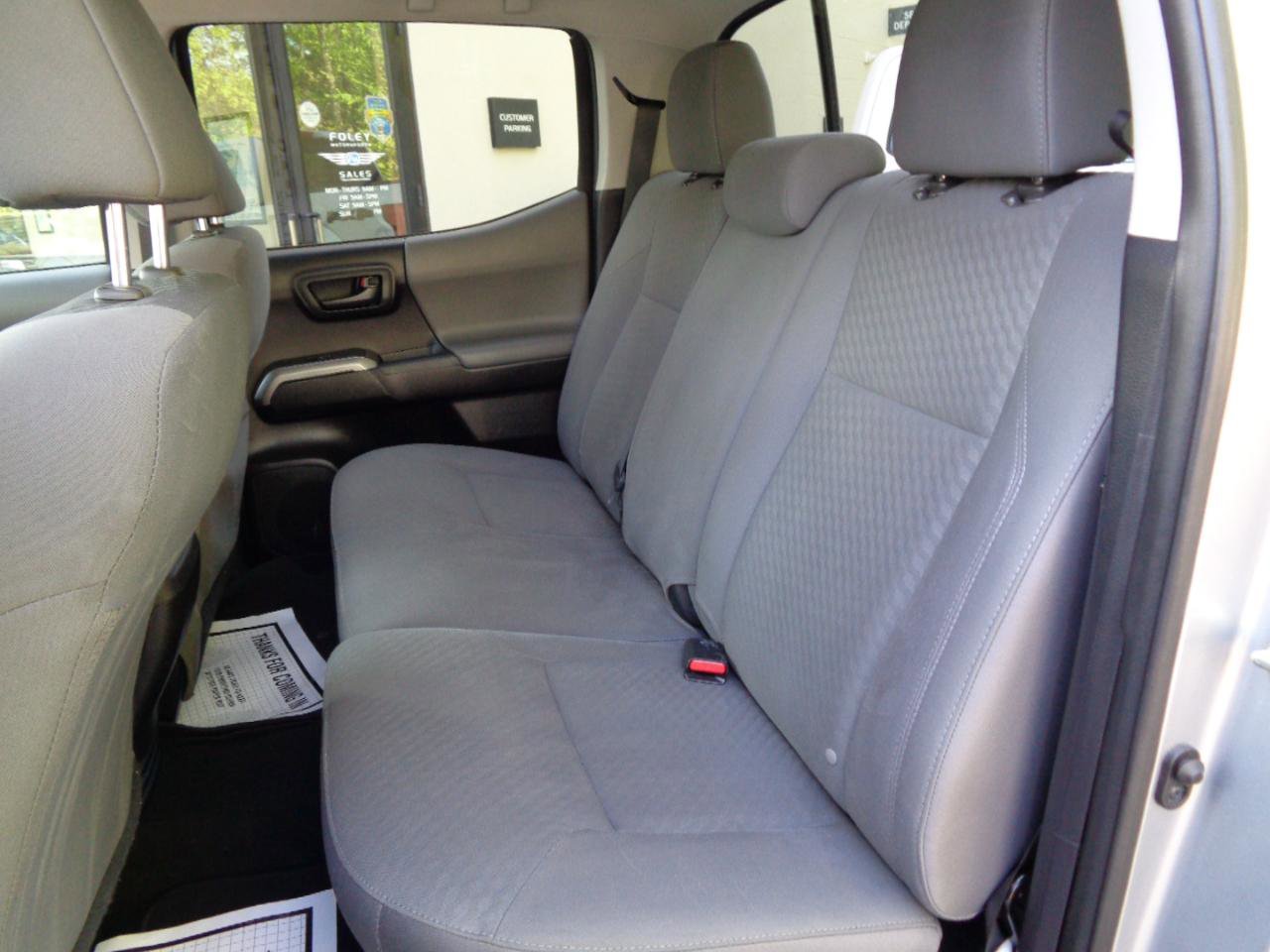 Used 2020 Toyota Tacoma SR5 AWD/4WD image 16