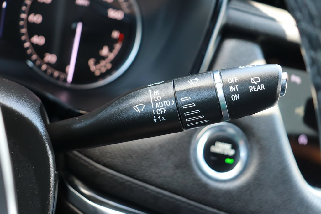 Used 2023 Cadillac XT5 Premium Luxury FWD image 23