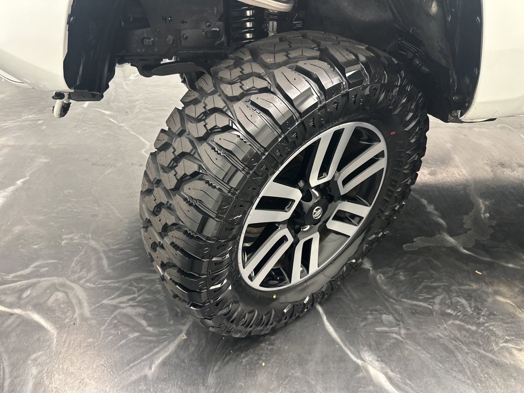 Used 2022 Toyota Tacoma SR image 29