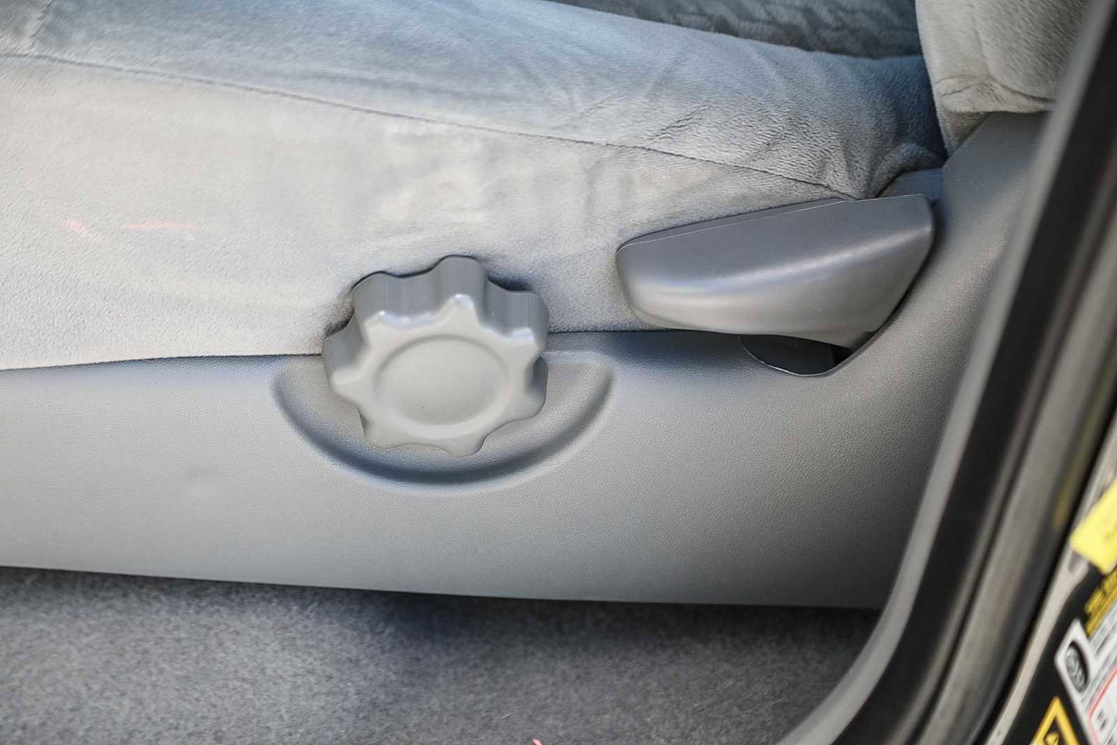 Used 2011 Toyota Tacoma PreRunner w/ SR5 Pkg #2 RWD image 19