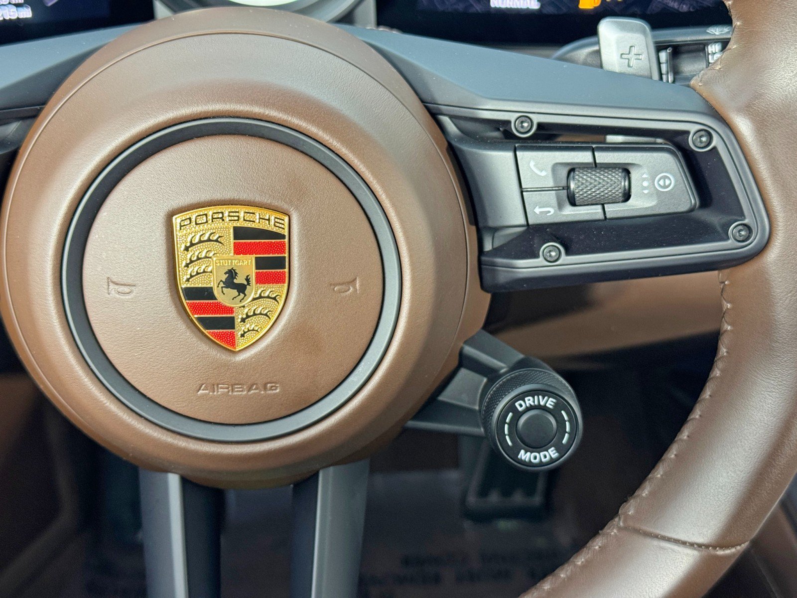 Used 2023 Porsche 911 Carrera S w/ Sport Package RWD image 21