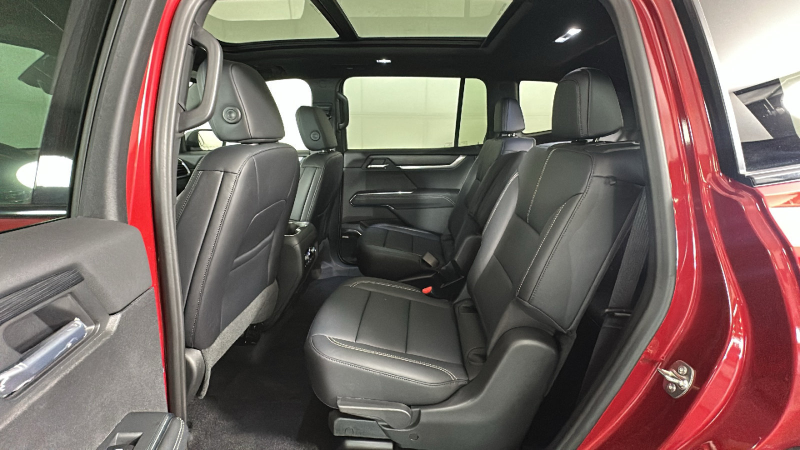New 2026 GMC Acadia Elevation w/ Black Edition AWD/4WD image 32