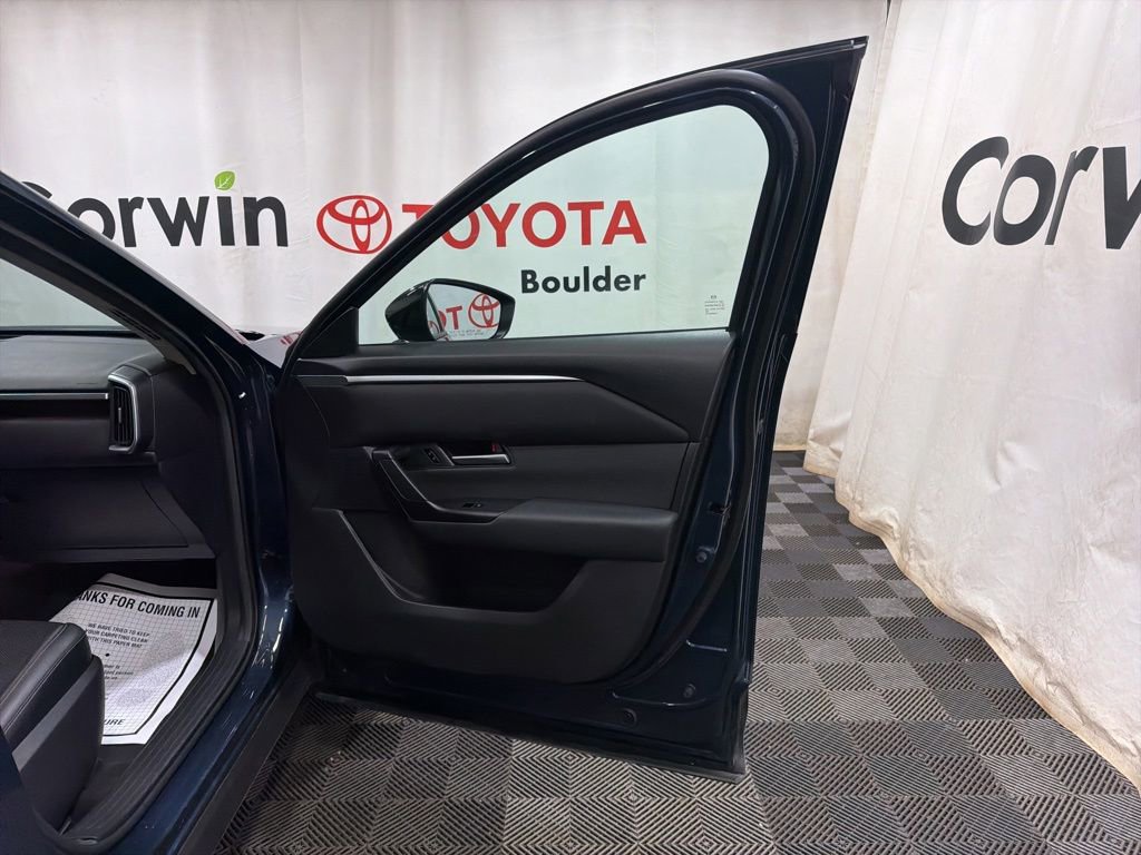 Used 2025 MAZDA CX-50 AWD 2.5 S w/ Preferred Package image 10