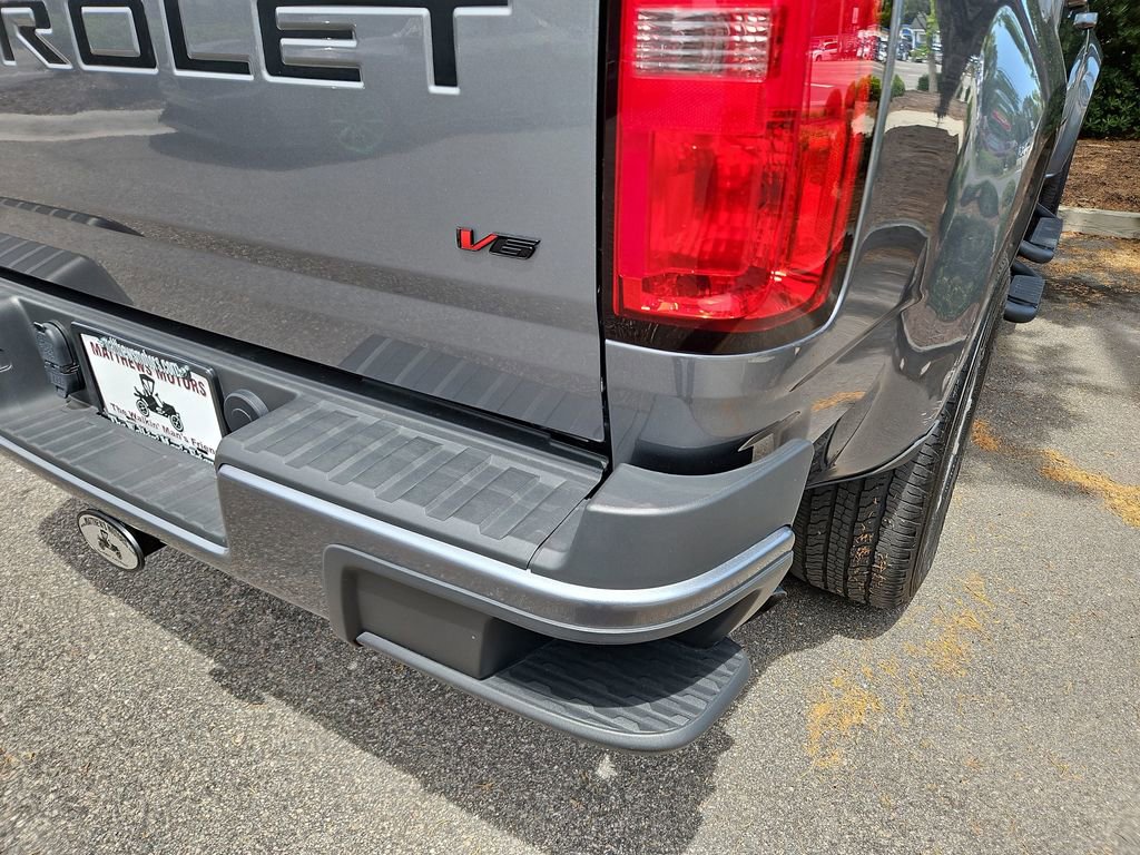 Used 2022 Chevrolet Colorado LT w/ Luxury Package AWD/4WD image 28