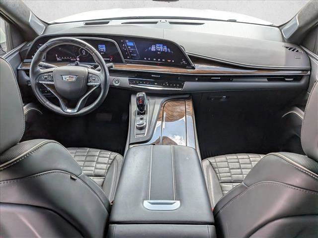 Used 2023 Cadillac Escalade Sport Platinum w/ LPO, ONYX Package image 18