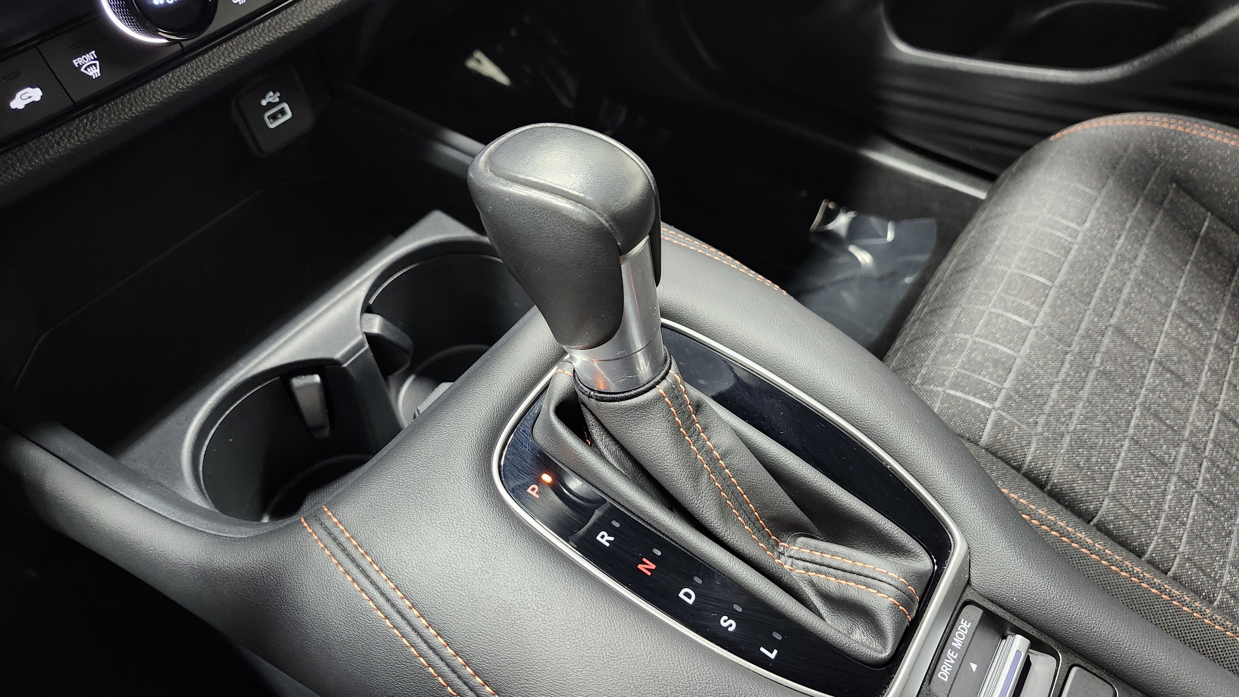 Used 2024 Honda HR-V Sport image 32