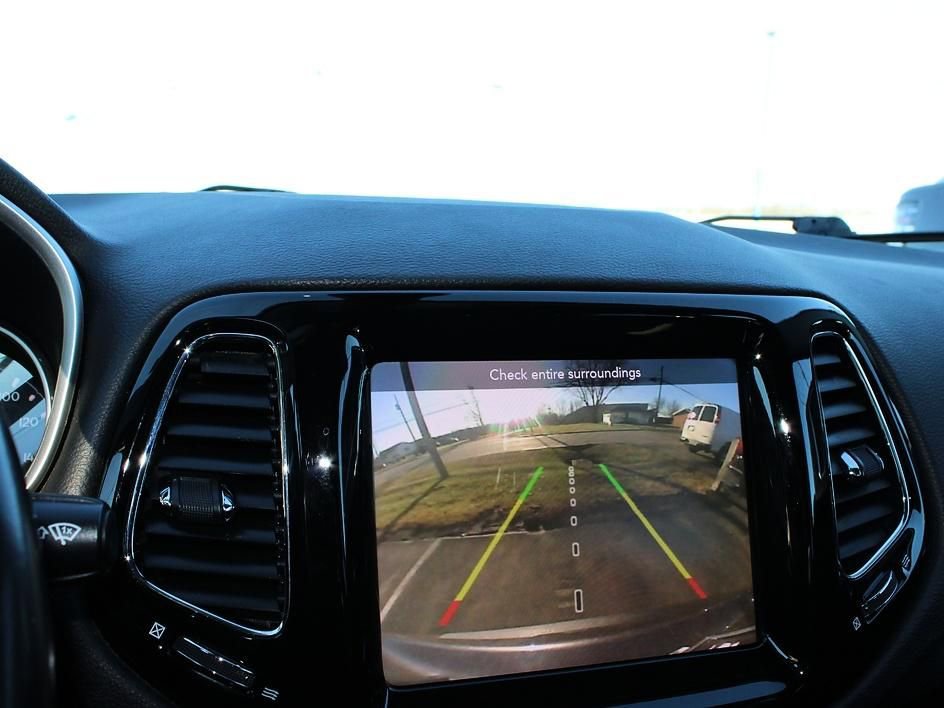 Used 2020 Jeep Compass Limited image 21