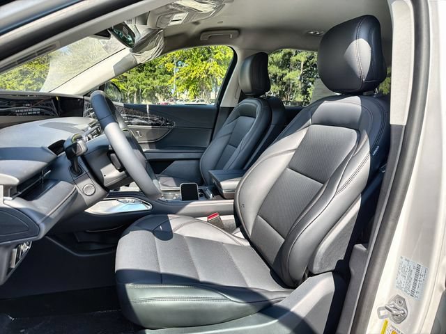 New 2026 Lincoln Nautilus Premier AWD/4WD image 11