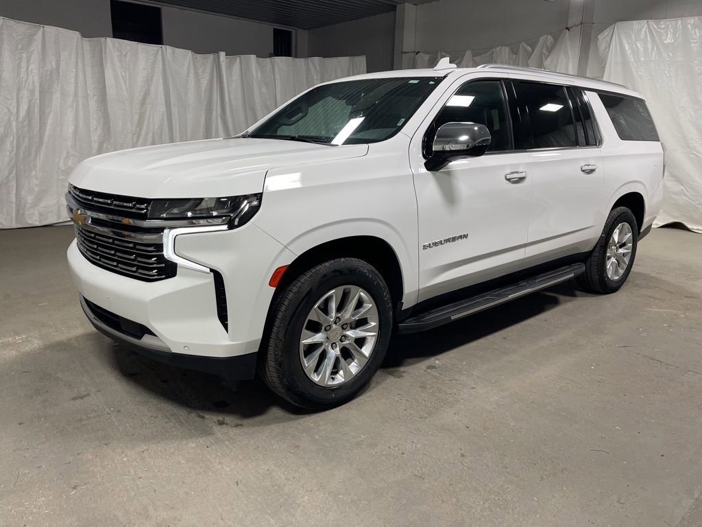 Used 2024 Chevrolet Suburban Premier image 3