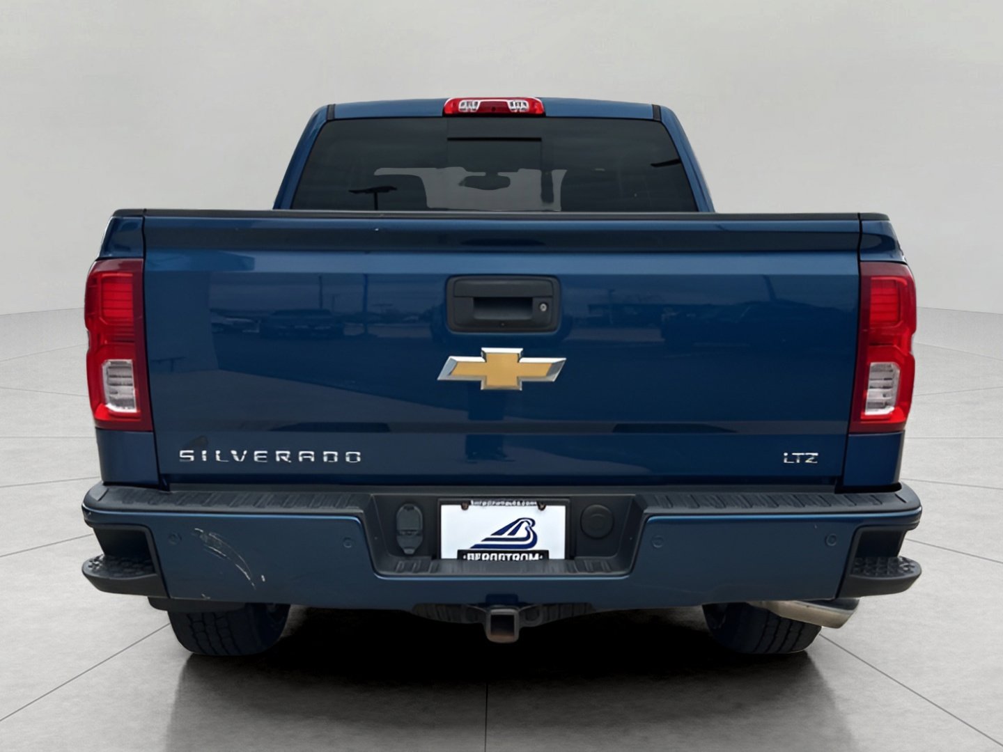 Used 2017 Chevrolet Silverado 1500 LTZ Z71 w/ LTZ Plus Package image 4