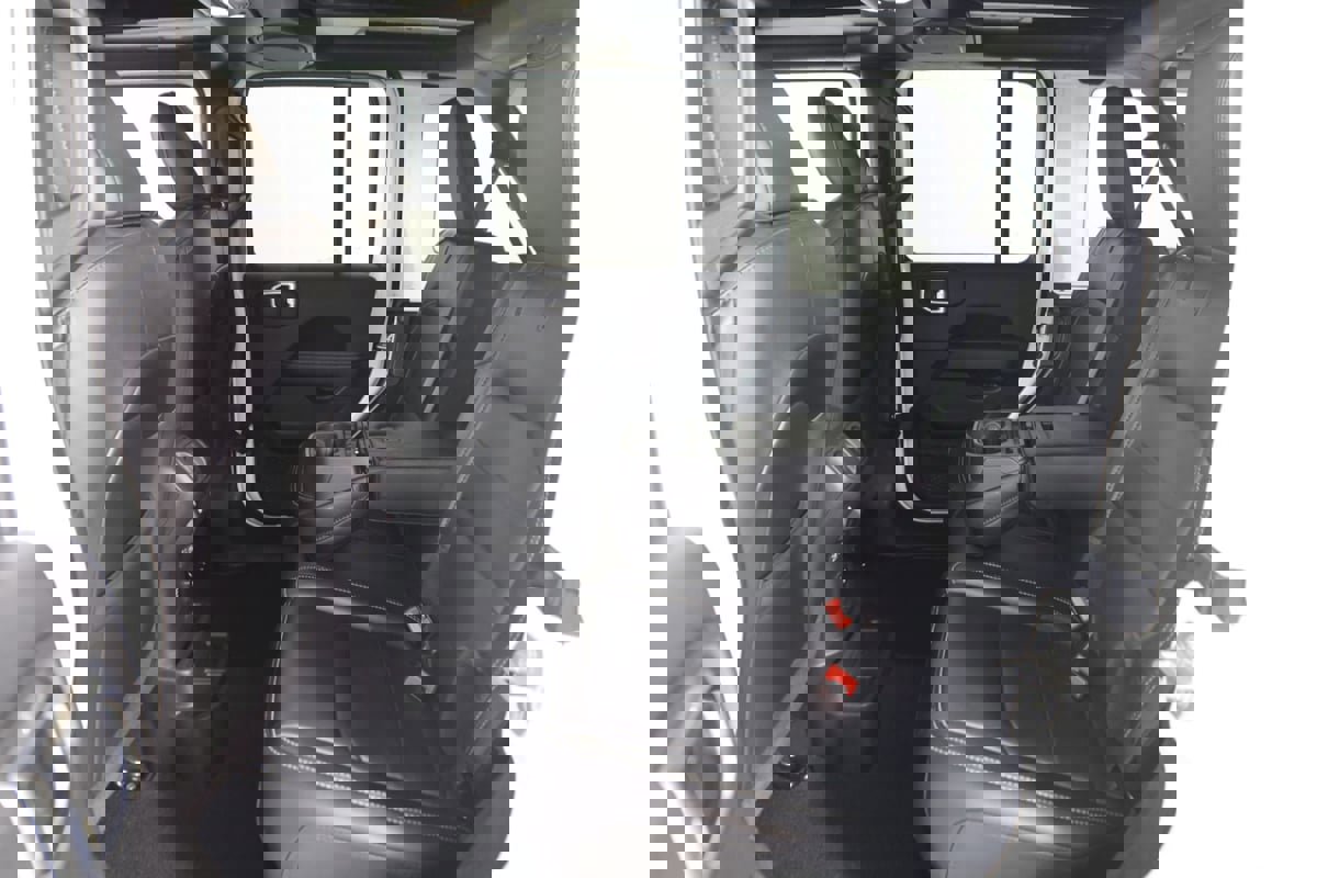 Used 2022 Jeep Wrangler Unlimited Sahara w/ Cold Weather Group image 48