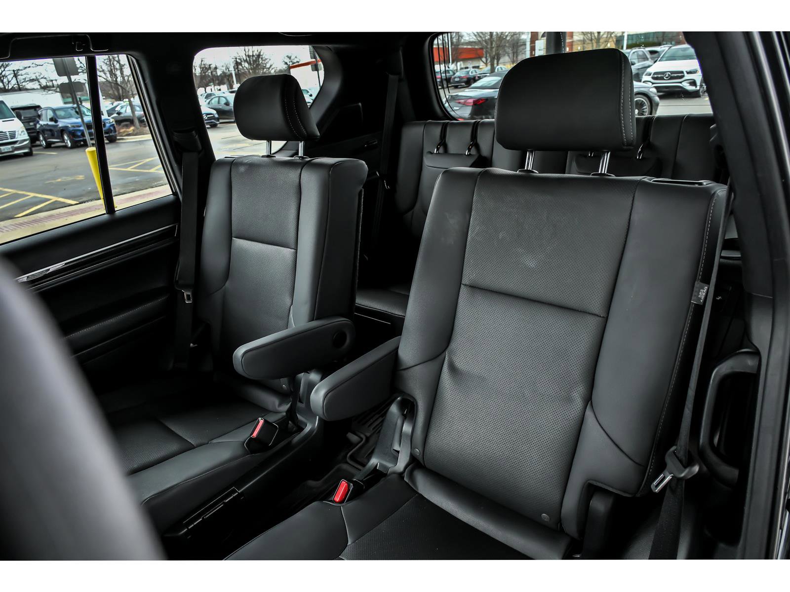 Used 2023 Lexus GX 460 Premium image 14