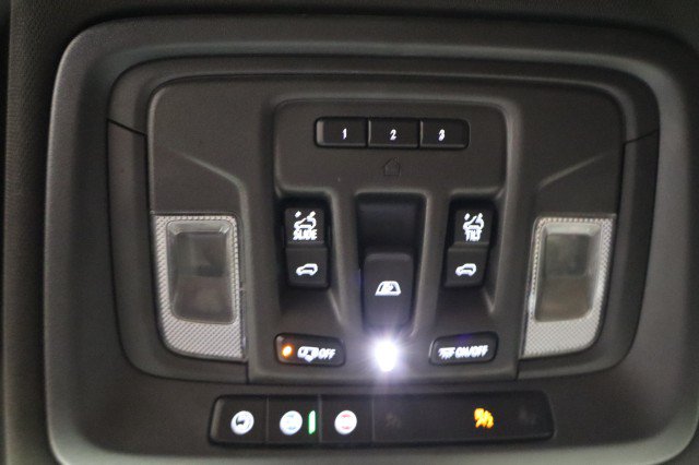 Used 2020 Chevrolet Silverado 3500 High Country w/ Safety Package II AWD/4WD image 76