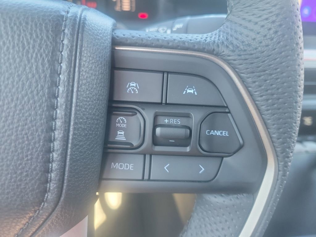 Certified 2025 Toyota Tacoma SR5 image 28