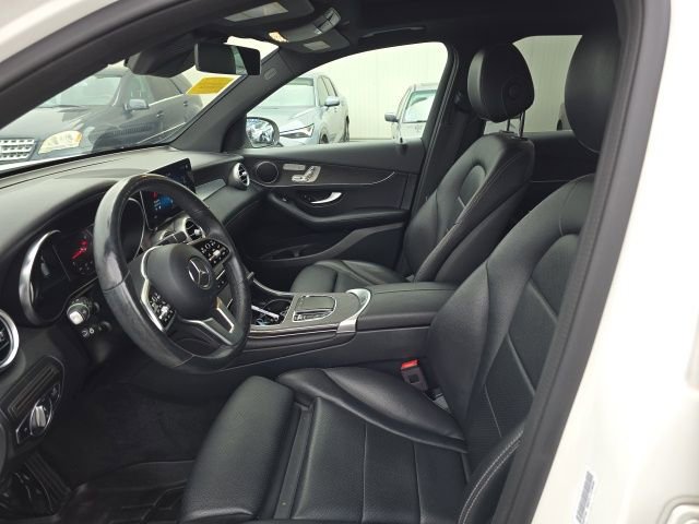Used 2021 Mercedes-Benz GLC 300 GLC 300 image 12
