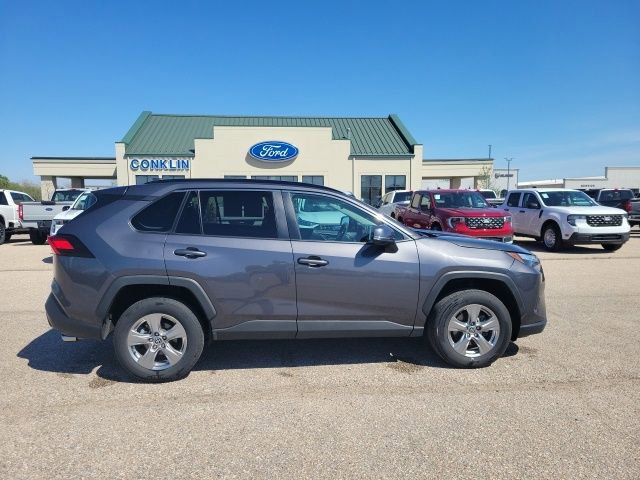 Used 2024 Toyota RAV4 XLE FWD image 21