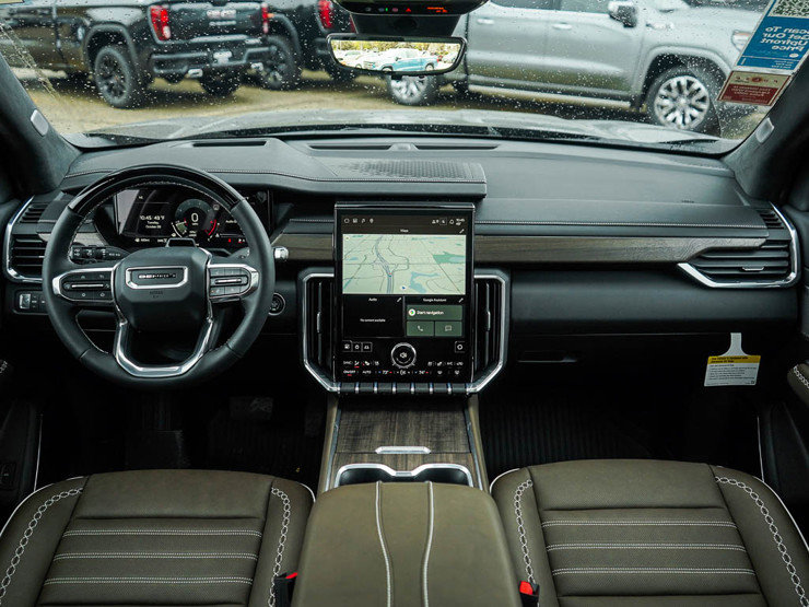 New 2026 GMC Acadia Denali Ultimate w/ LPO, Floor Liner Package AWD/4WD image 15