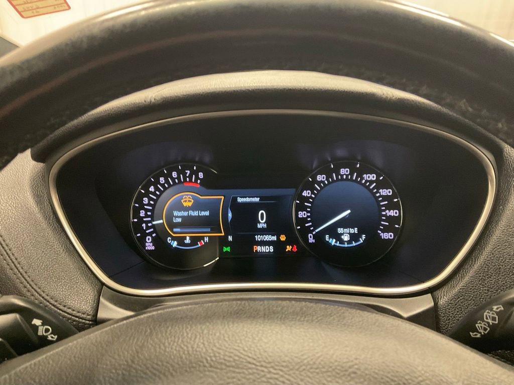 Used 2017 Lincoln MKX Select w/ Select Plus Package AWD/4WD image 2