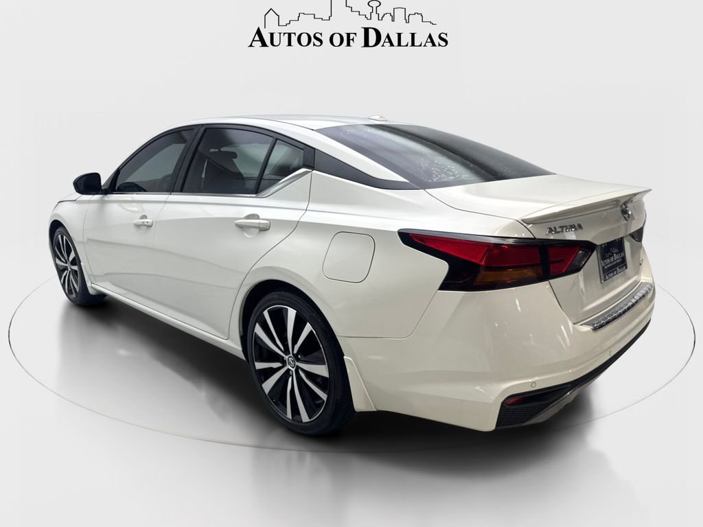 Used 2022 Nissan Altima 2.0 SR FWD image 9