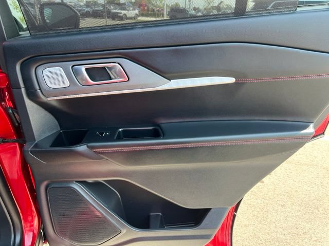 Certified 2025 Ford Explorer ST AWD/4WD image 13