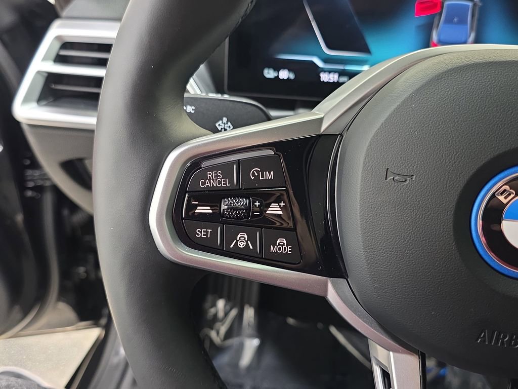 Used 2025 BMW i4 xDrive40i w/ M Sport Package image 17