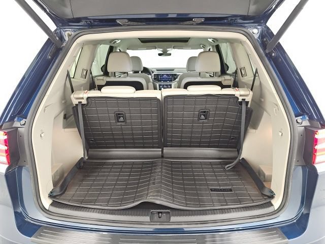 Used 2023 Volkswagen Atlas SEL Premium AWD/4WD image 34