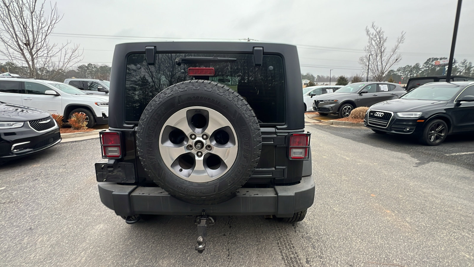 Used 2016 Jeep Wrangler Unlimited Sport w/ Max Tow Package image 9