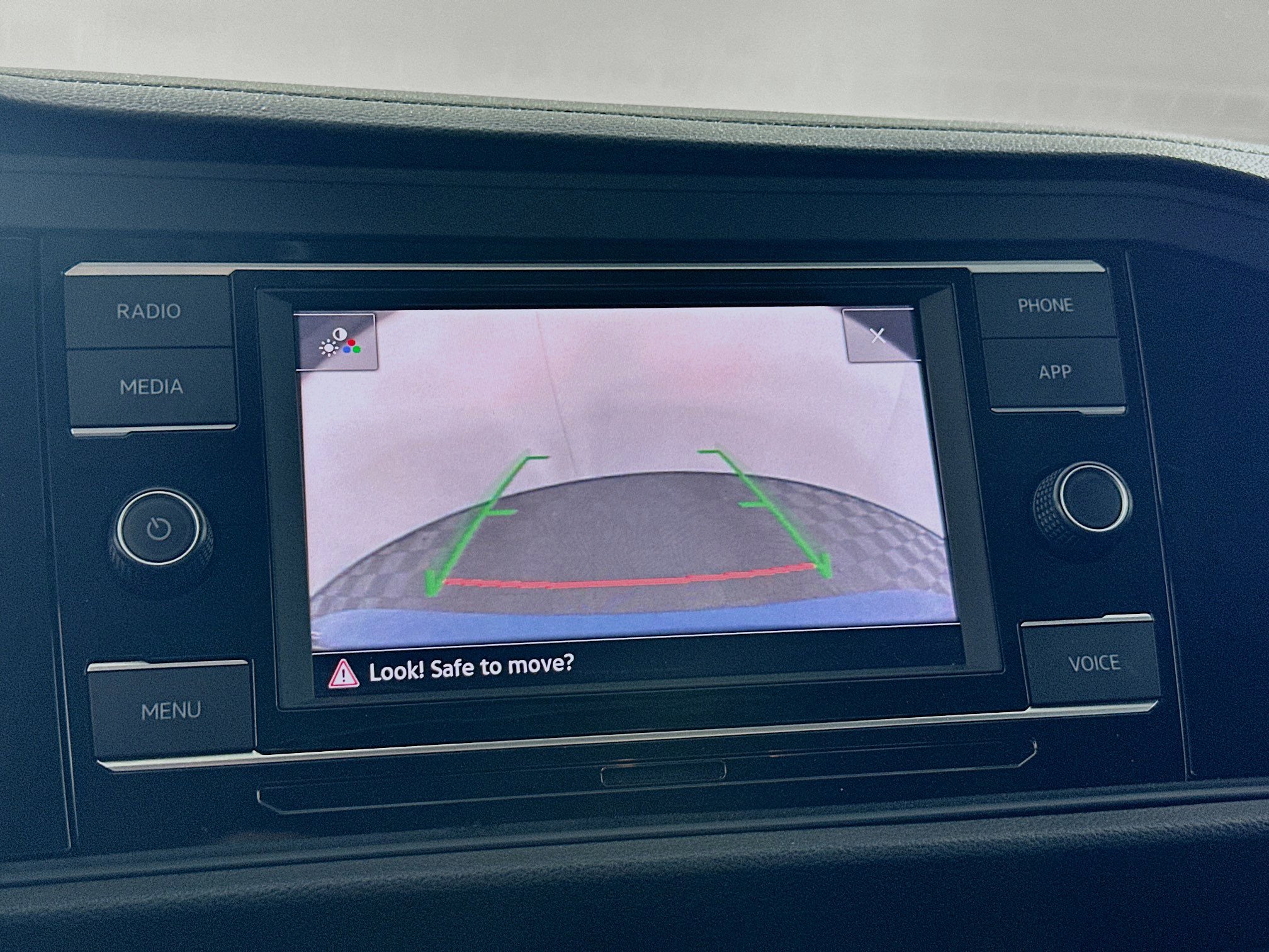 Used 2024 Volkswagen Jetta SE image 21