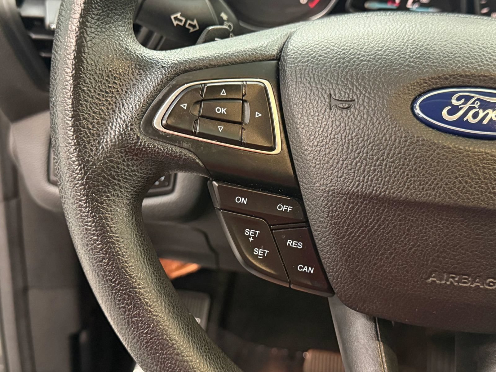 Used 2017 Ford Escape SE AWD/4WD image 29